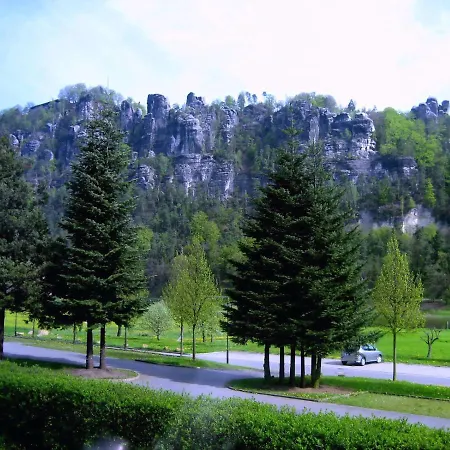 R & W Schulz Apartment